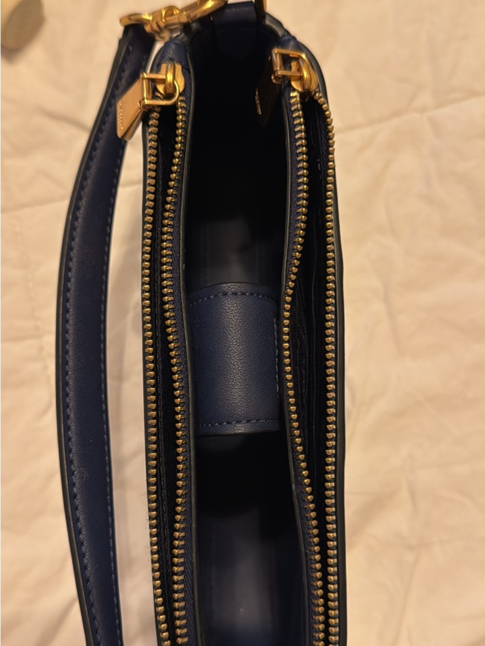 kate spade Navy and Light Blue Floral Jacquard Wristlet - Picture 2 of 2